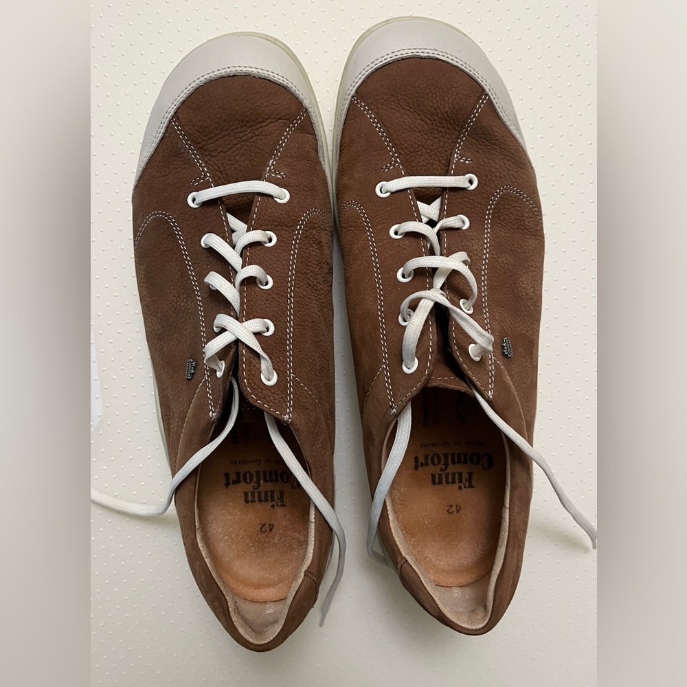 Finn Comfort Women’s Sneakers Size 42